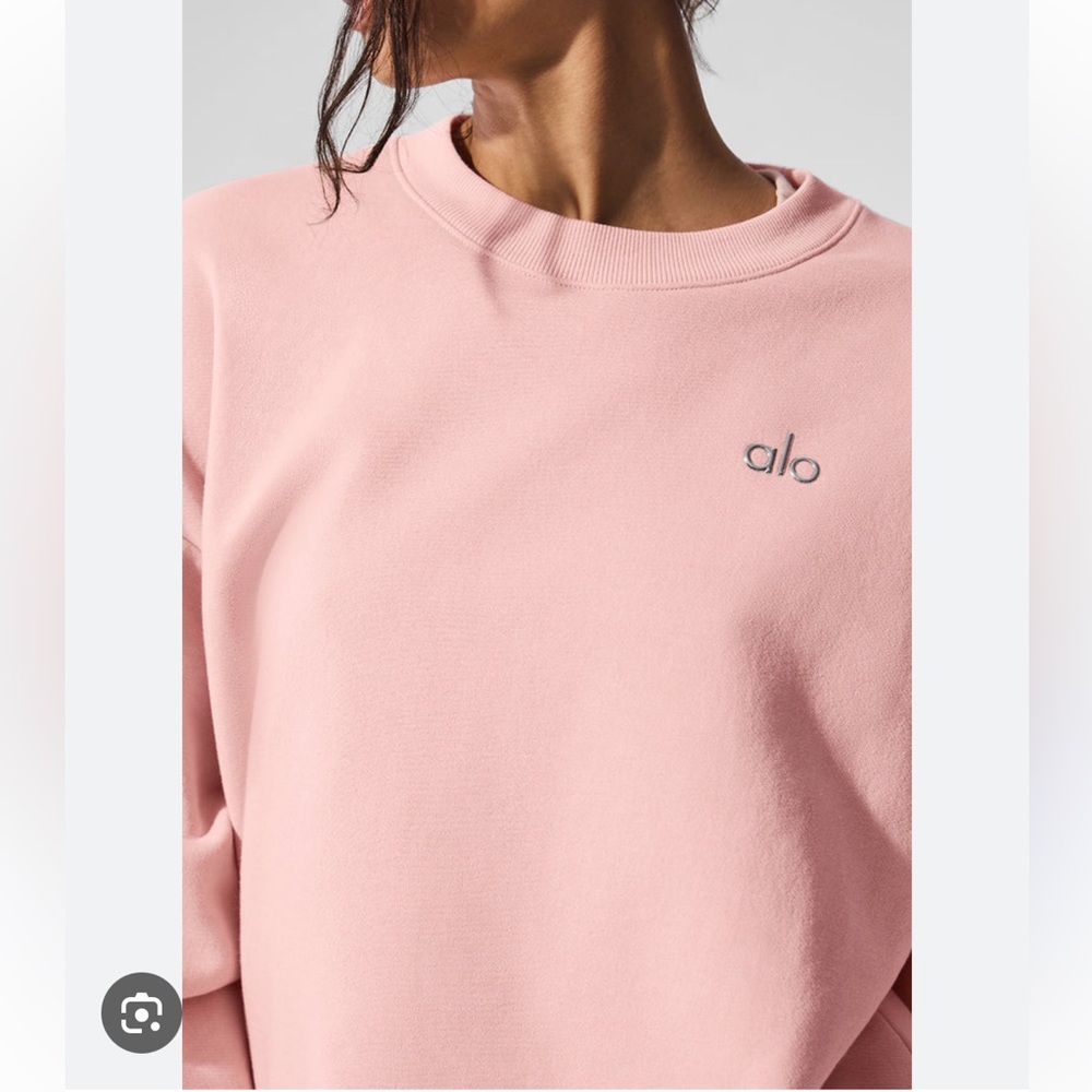 Authentic ALO Yoga Crew Neck Accolade Sweatshirt in Pink Quartz XS - Picture 2 of 8